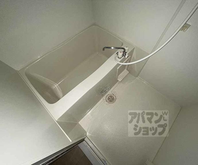 【コリーナ宇多野】間取