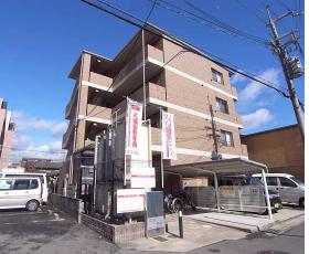 ベリエ太秦：間取図