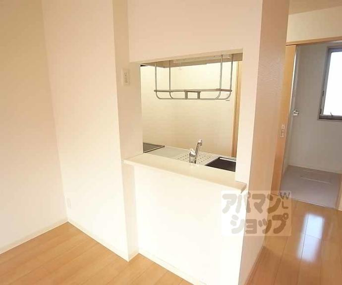 【シャーメゾン嵯峨野】間取