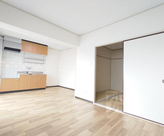 【西京極グリーンハイツ】間取