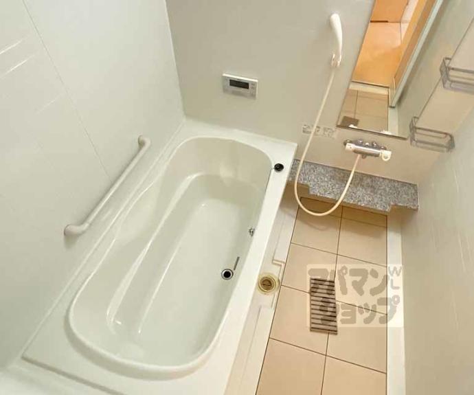 【コートハウス上桂】間取