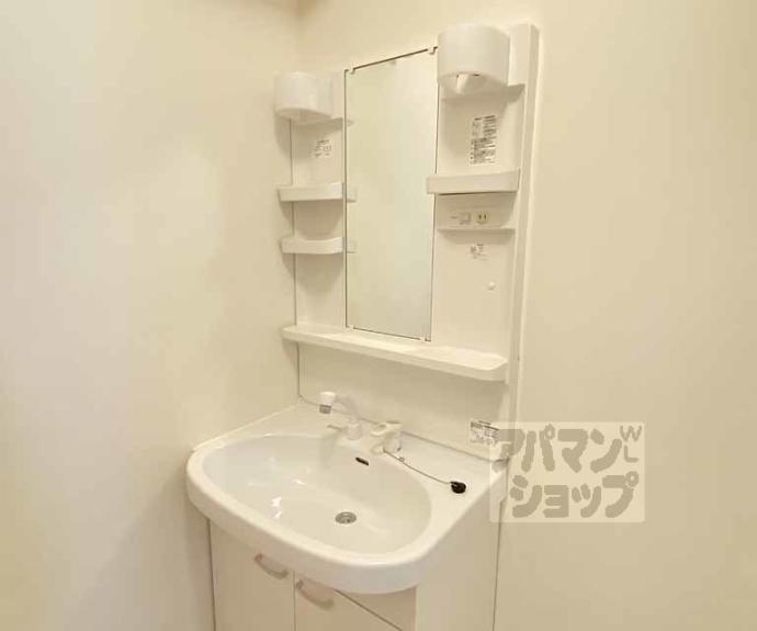 【コートハウス上桂】間取