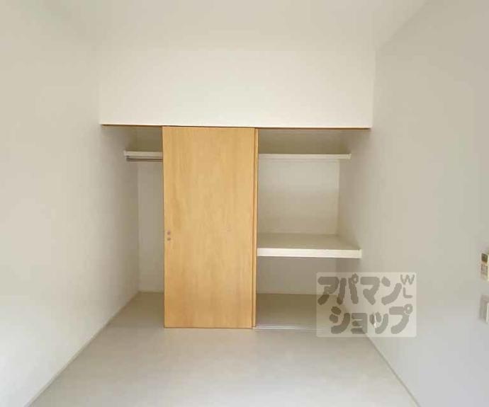 【コートハウス上桂】間取