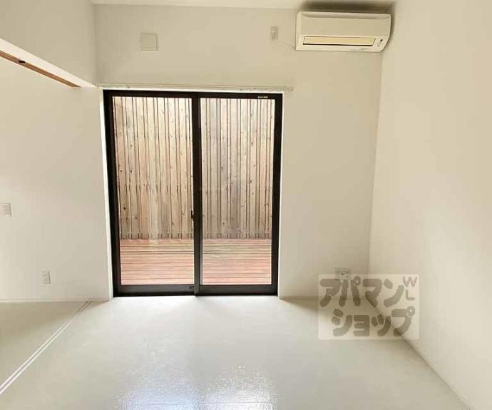 【コートハウス上桂】間取