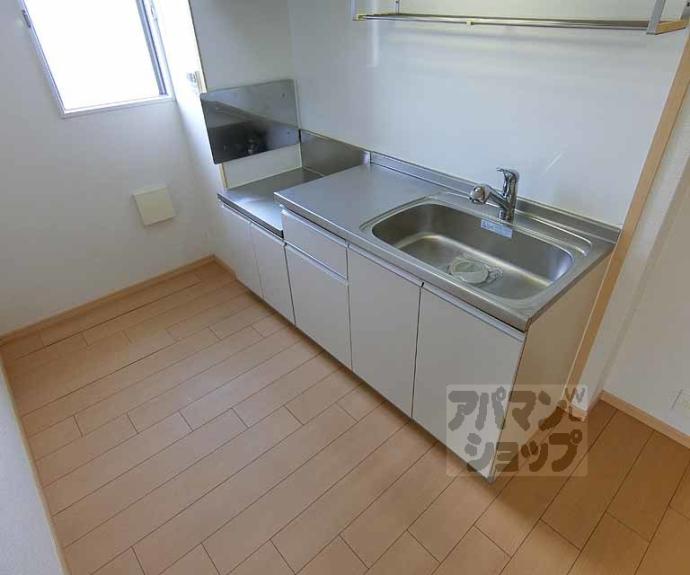 【ｆｏｒｅｓｔａｇｅ　西院】間取