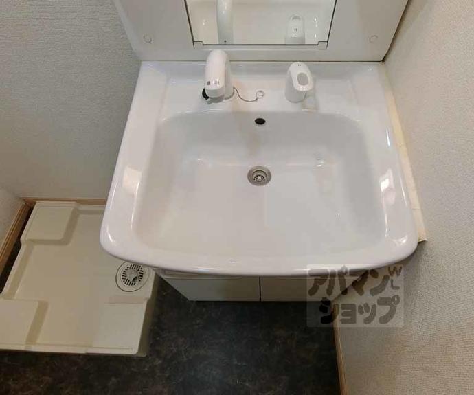 【ｆｏｒｅｓｔａｇｅ　西院】間取