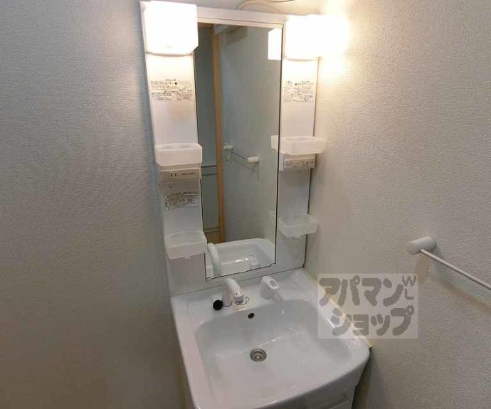 【ｆｏｒｅｓｔａｇｅ　西院】間取