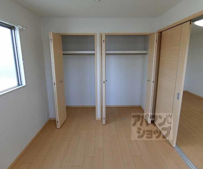 【ｆｏｒｅｓｔａｇｅ　西院】間取