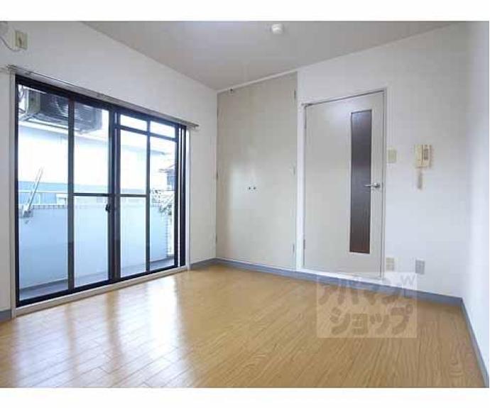 【グランシャリオ嵯峨野Ⅰ】間取