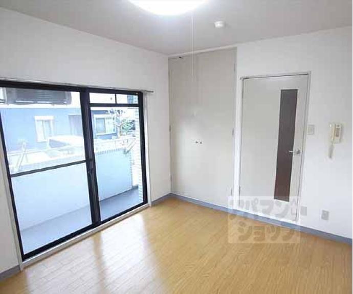 【グランシャリオ嵯峨野Ⅰ】間取