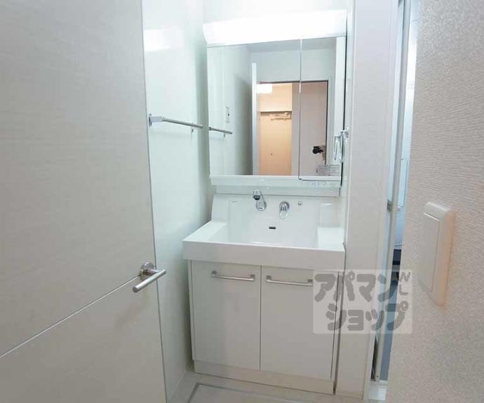 【Ｌｕｎａ　Ｎｕｂｅ】間取