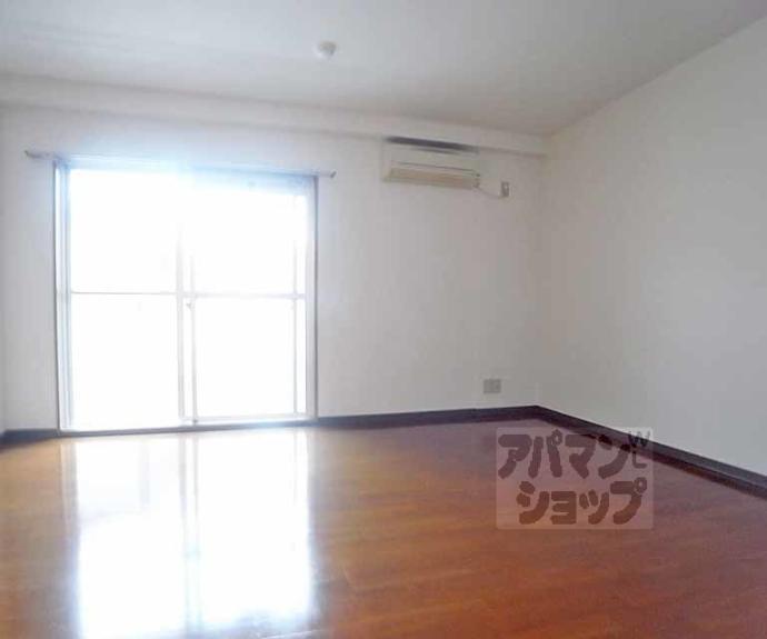 【ルシール二条】間取