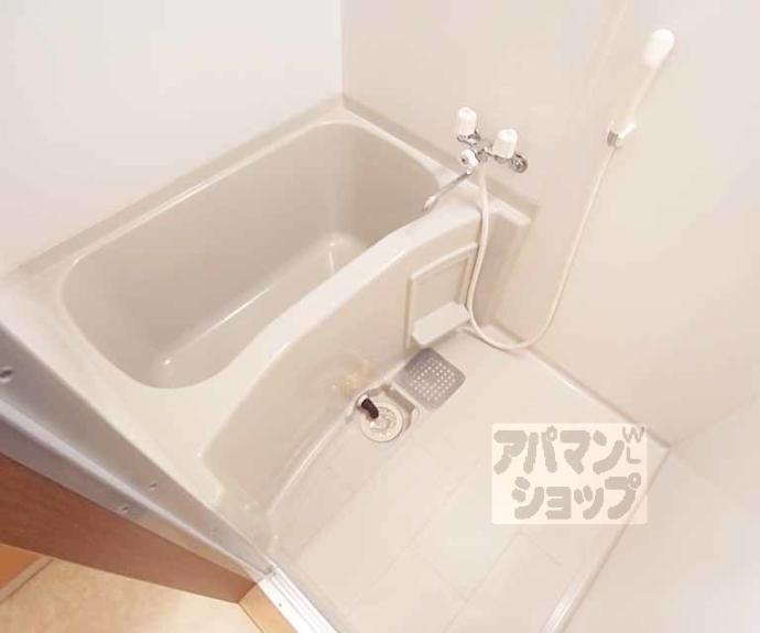 【ルシール二条】間取