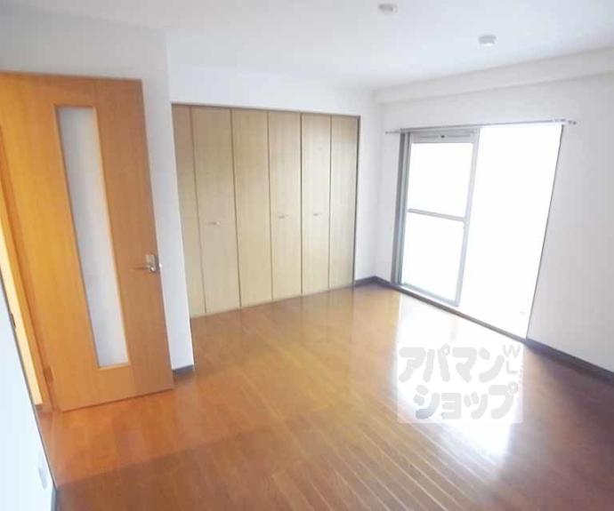 【ルシール二条】間取