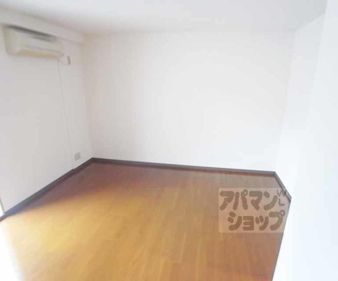 【ルシール二条】間取