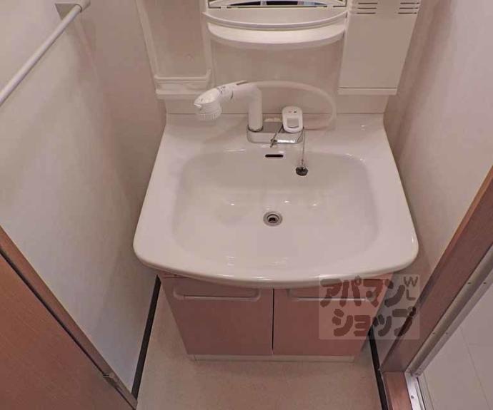 【ルシール二条】間取