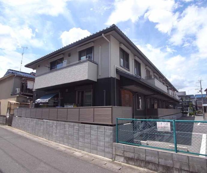 【シャーメゾン高新・嵯峨野】間取