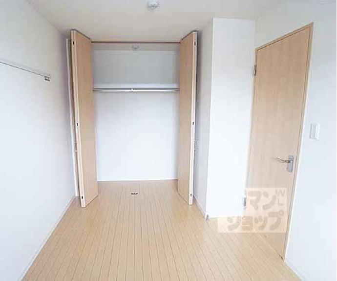 【シャーメゾン高新・嵯峨野】間取