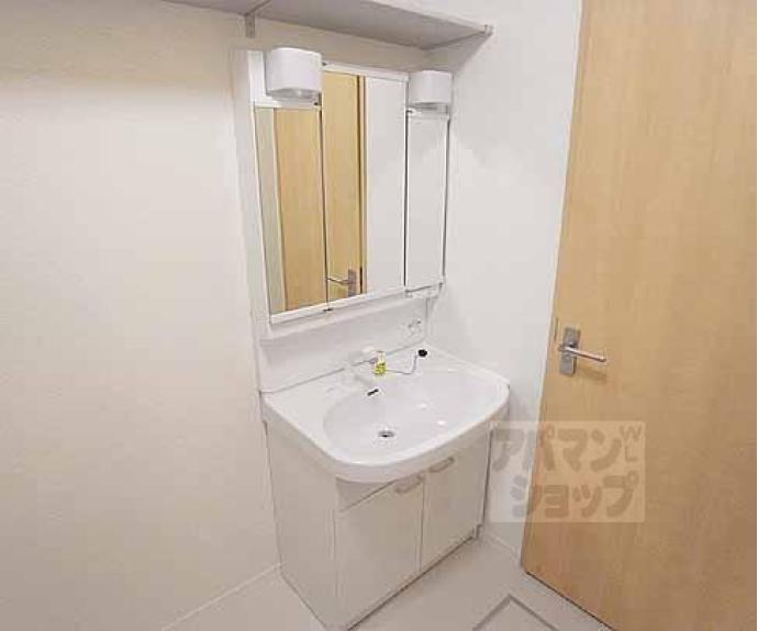 【シャーメゾン高新・嵯峨野】間取