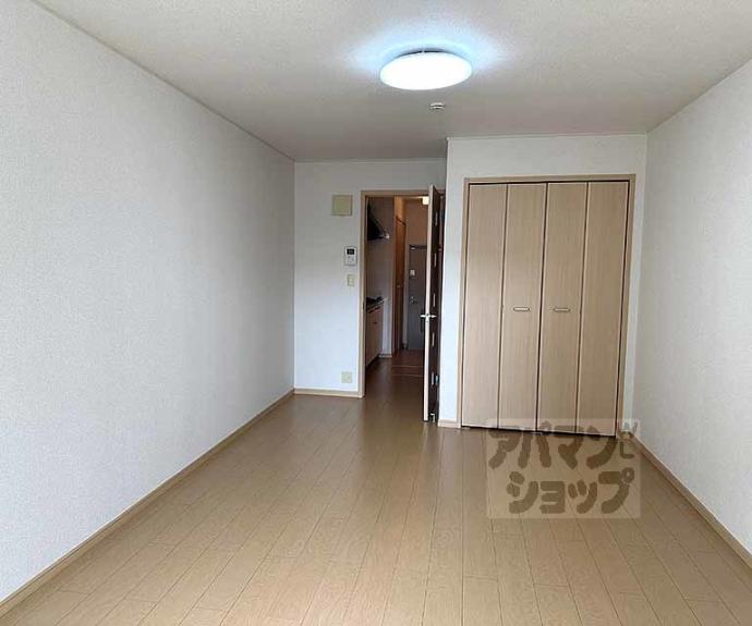 【カーサ・プラシードＵ】間取