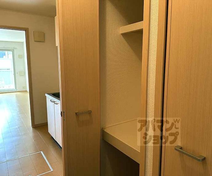 【カーサ・プラシードＵ】間取