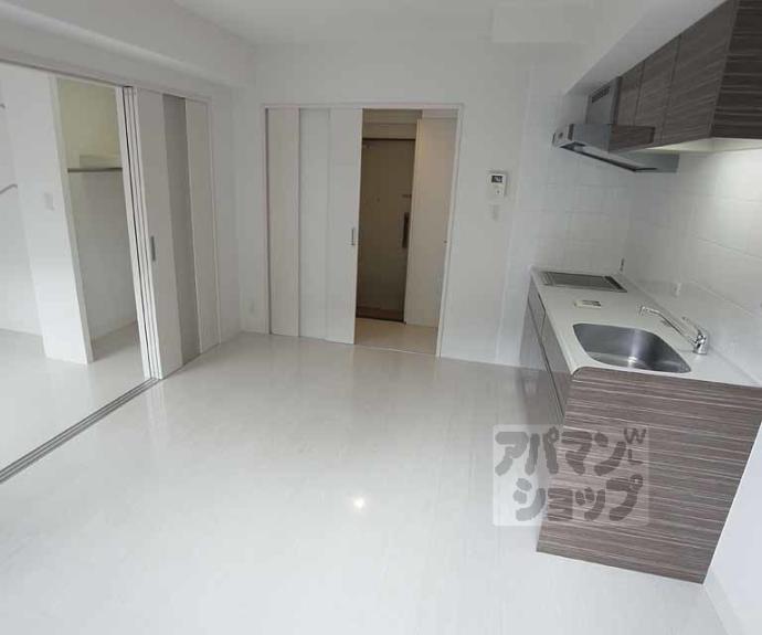 【プリオーレリベルタ桂A棟】間取