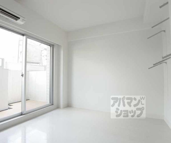 【プリオーレリベルタ桂A棟】間取