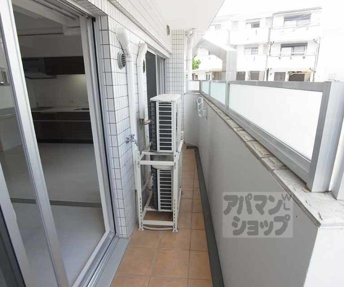 【プリオーレリベルタ桂A棟】間取