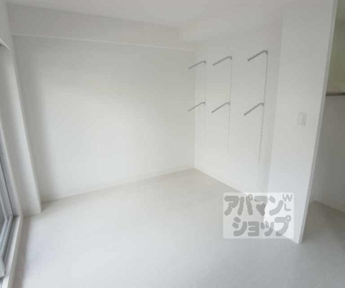 【プリオーレリベルタ桂A棟】間取