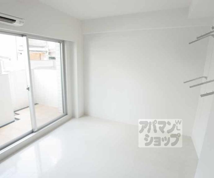 【プリオーレリベルタ桂A棟】間取