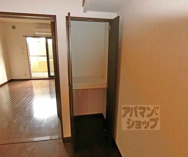 【マ・リッチ西院】間取