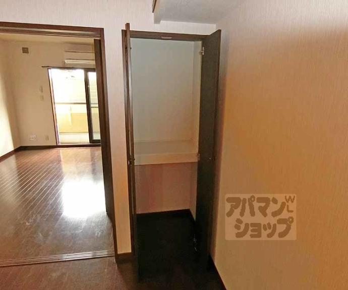 【マ・リッチ西院】間取