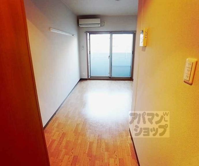 【ラ・プルミエール烏丸五条】間取