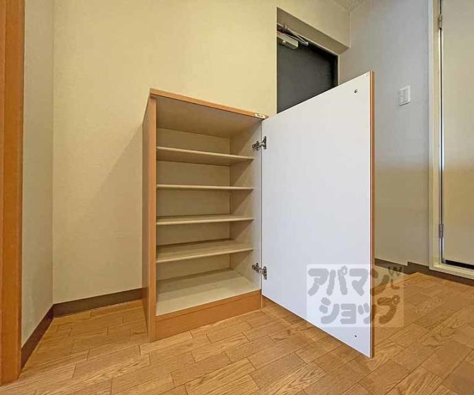 【ラプルミエール烏丸五条】間取