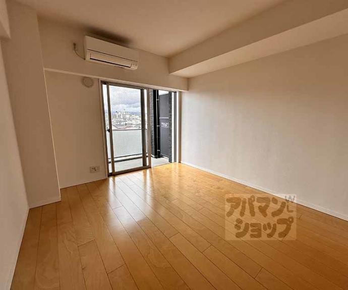 【プリモ・レガーロ西京極】間取