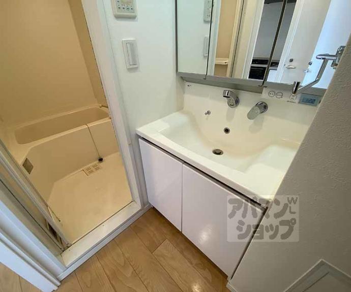 【プリモ・レガーロ西京極】間取