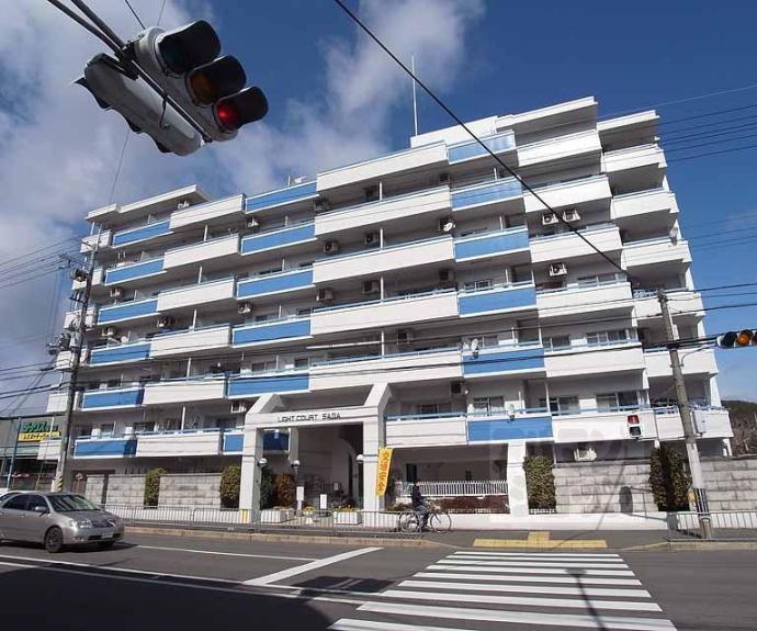 【ライトコート嵯峨】