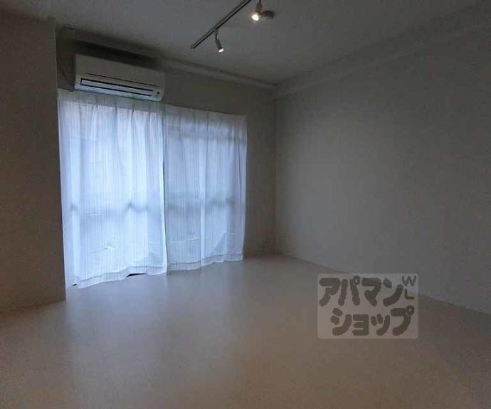 【グランタック竜安寺】間取