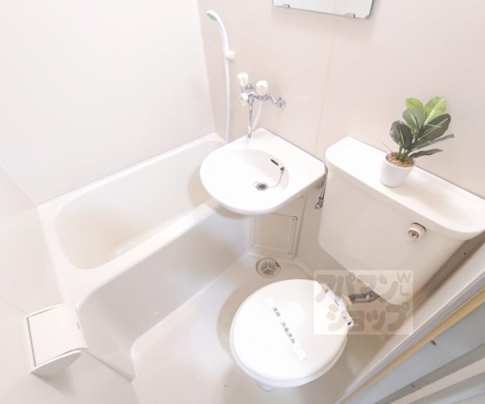 【グランタック竜安寺】間取