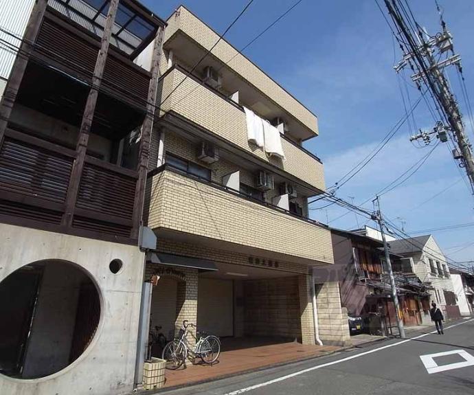 【ミ・クアルト】間取