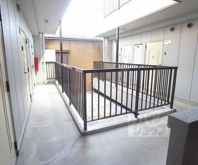 【ミ・クアルト】間取