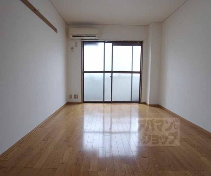 【ミ・クアルト】間取