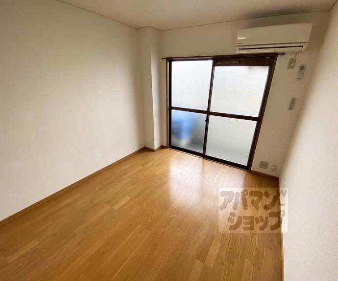 【ミ・クアルト】間取