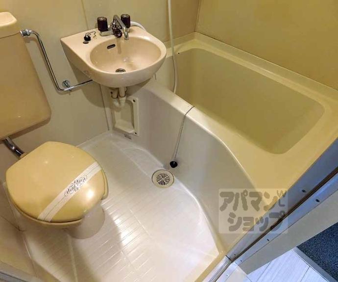 【クレセント太秦】間取