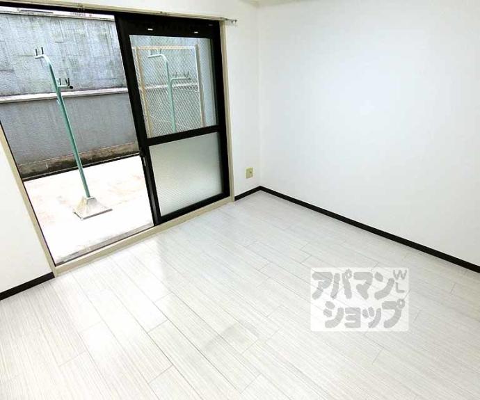 【クレセント太秦】間取