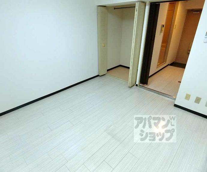 【クレセント太秦】間取