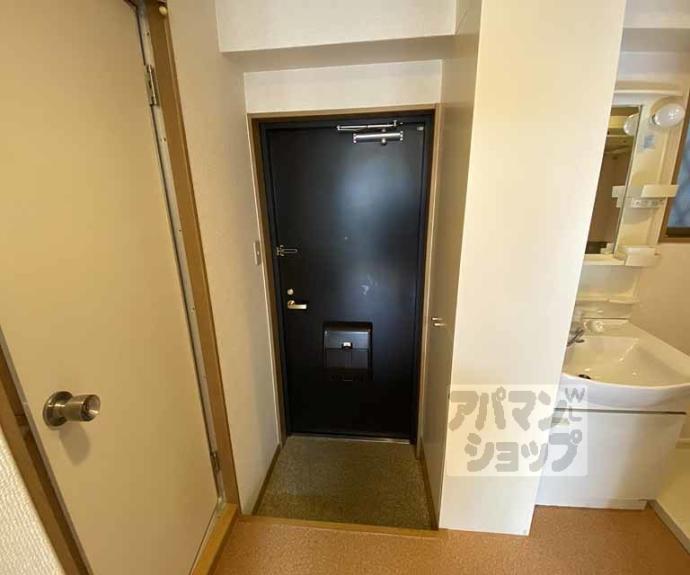 【エレガンス西院】間取