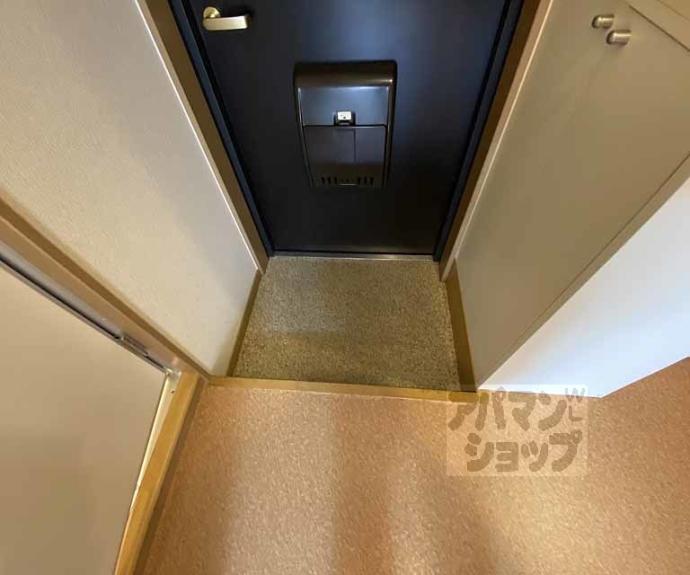 【エレガンス西院】間取