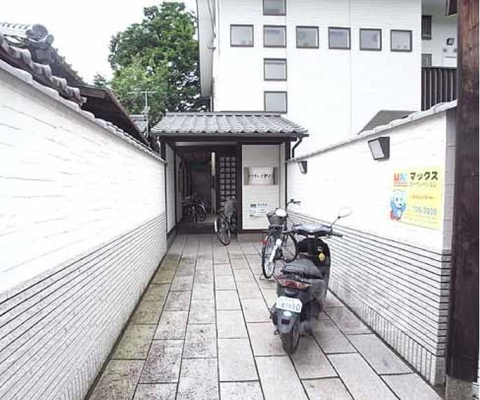 【ロフティ北野の森】間取