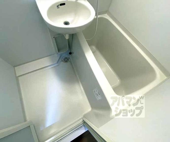 【ジュンナインビル】間取